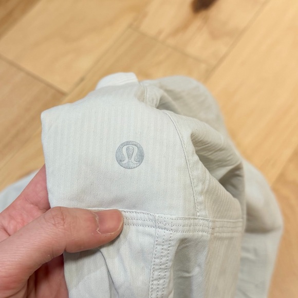 LIKE NEW Lululemon Women’s Dance Studio Pant III *Lined - Picture 6 of 8